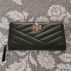 Brand new black Tory Burch Wallet